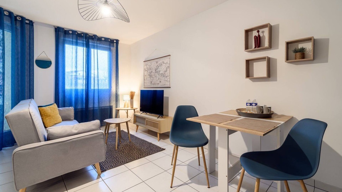 Quint-Fonsegrives Apartment | OIQIA Van Gogh