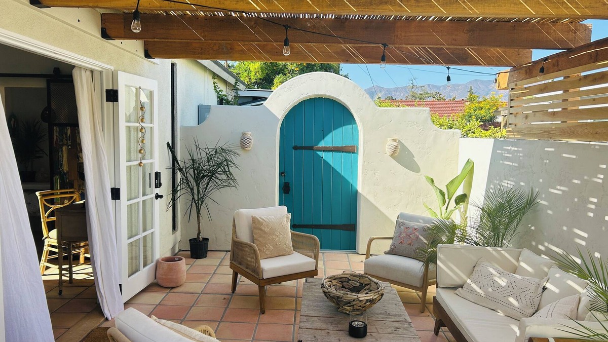 Mira Monte House | Ojai Serenity Retreat, a haven of tranquility for both couples and families.
