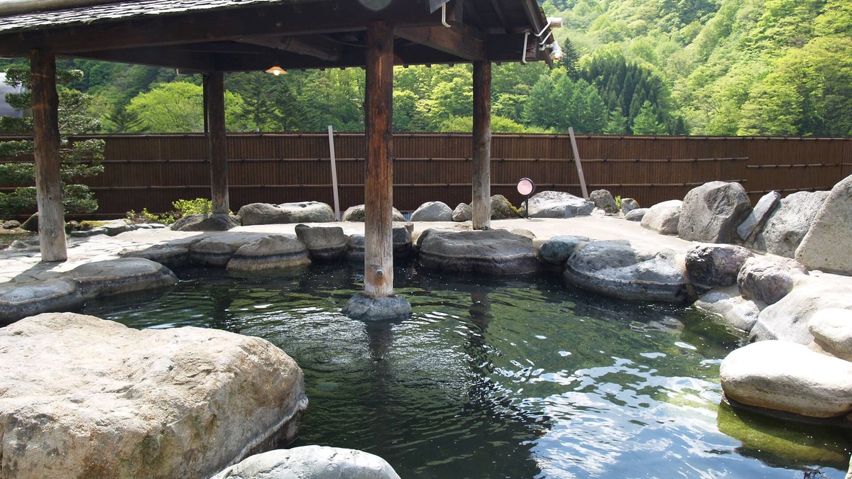 Shiozawa Onsen House | Okada Ryokan Warakutei