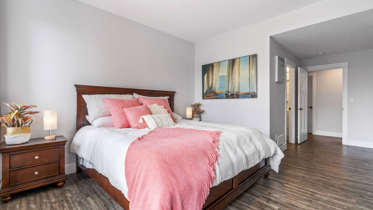 Vernon Apartment | Okanagan Lakeview Oasis, 2 Bed, 2 Bath, Sleeps 6