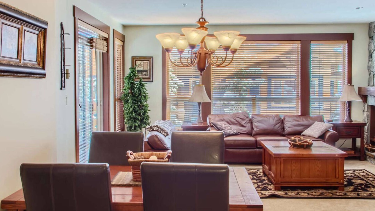 Big White Ski Resort Condo | Okanagan - Stonegate Resort Unit A102