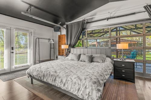 BX Apartment | Okangan Sunset Bungalow