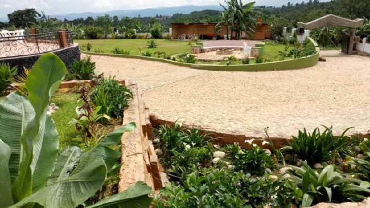 Rukungiri Hotel | Okapi Hotel