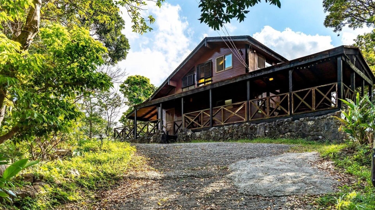 Izumi Cabin | Okinawa Izumi/Secret Beautiful Cabin