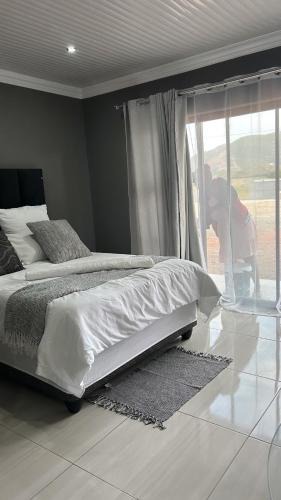 Greater Tubatse House | Okuhle Guesthouse Steelpoort