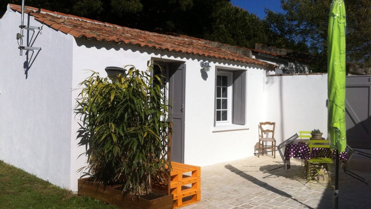 Domino House | Oléron beautiful village house