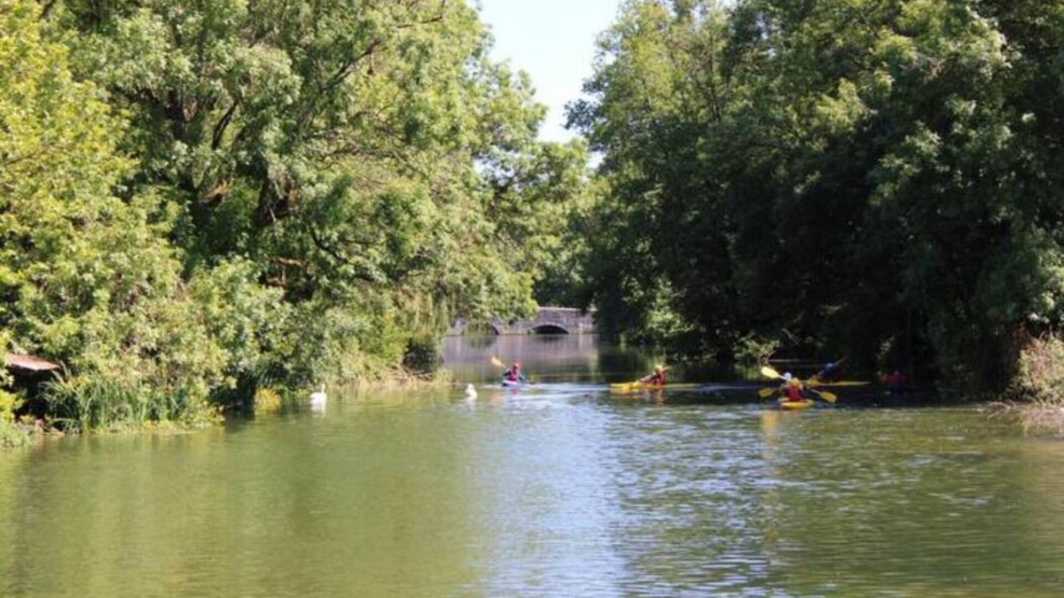 Vibrac House | Old 19th century mill in the heart of a pretty village