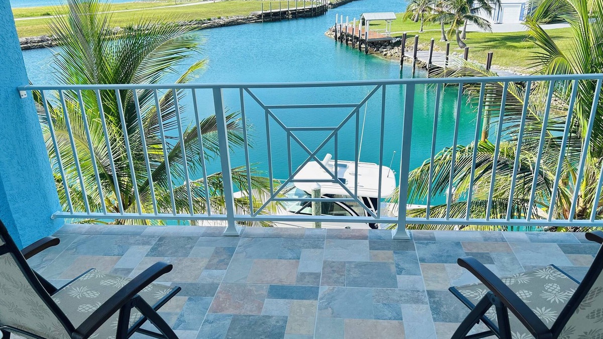 West End House | Old Bahama Bay, Private newer home, deep water dock, pool, West End, Bahamas