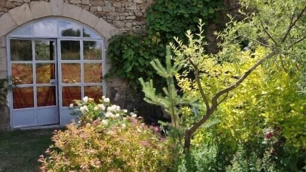 Monlet House | Old barn loft in the countryside