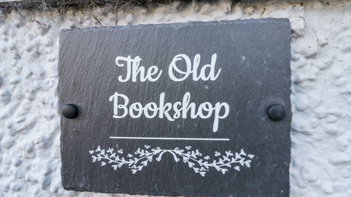 Cartmel Cottage | OLD BOOK SHOP, pet friendly, character holiday cottage in Cartmel