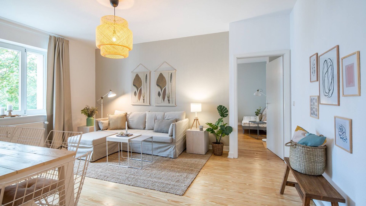 Eimsbuettel Apartment | Old building apartment for up to 4 persons "KANU" in the Schanzenviertel - 1st floor