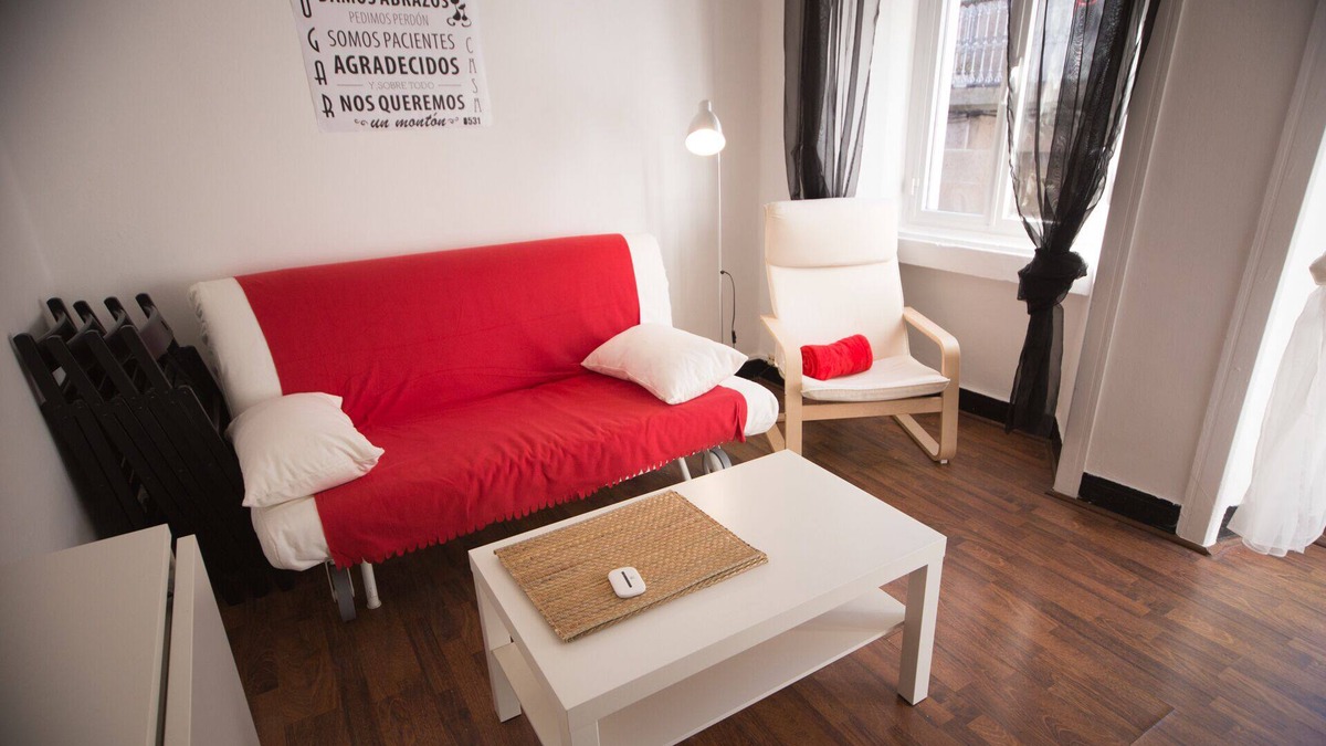 Casco Vello Apartment | Old center. Wifi. New. Breakfast