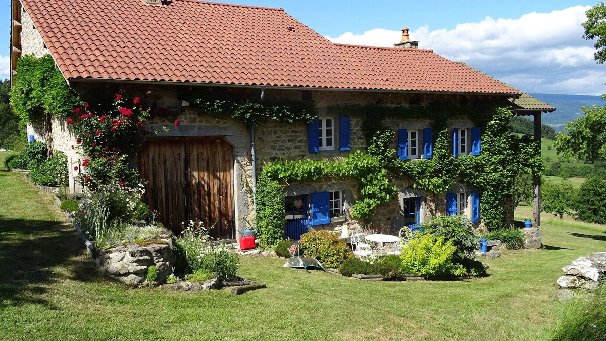 Le Monestier House | Old character house