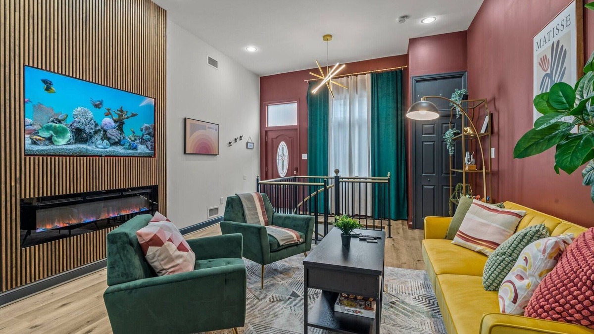 Old City Condo | Old City History | Kid-Friendly 2BR/1.5BA