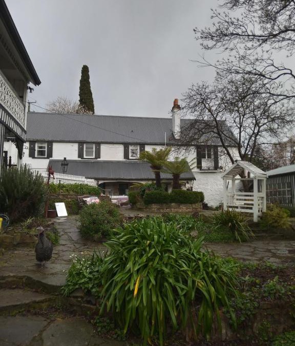 New Norfolk Bed & Breakfast | Old Colony Inn