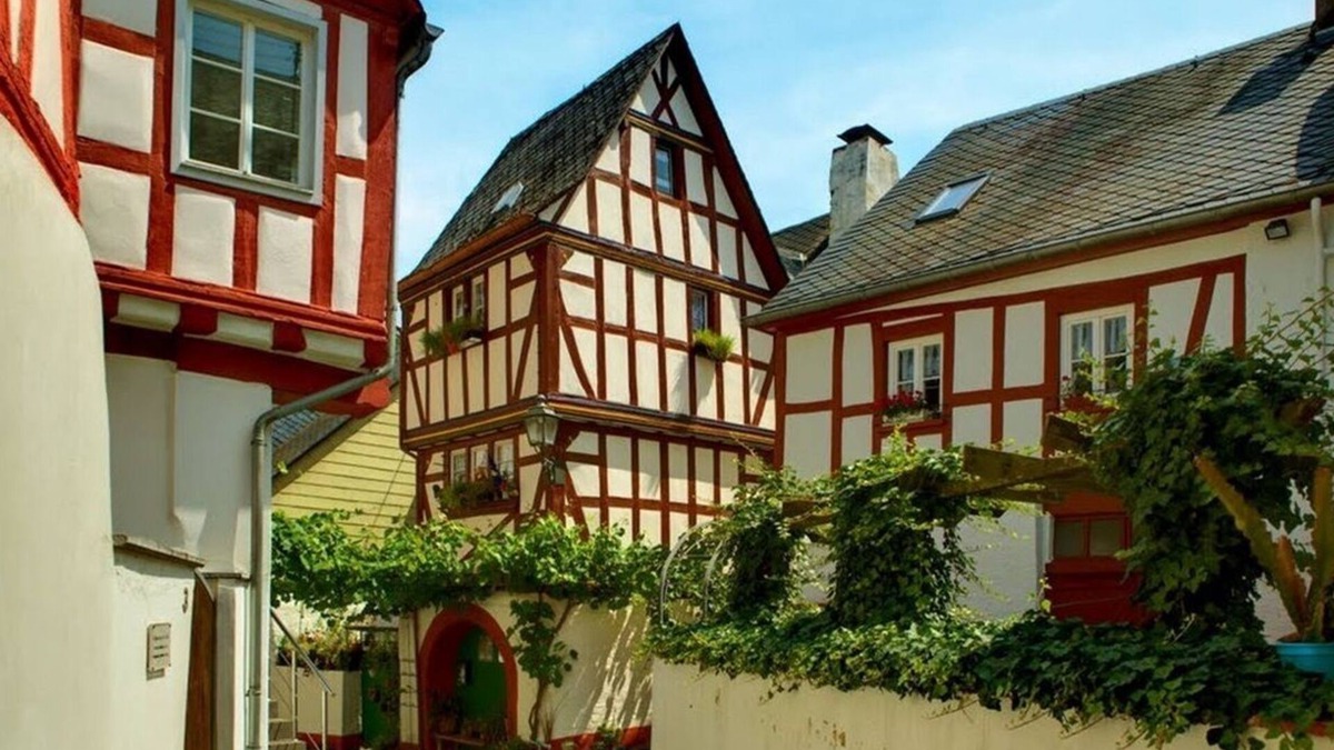 Briedel House | Old Council House on the Moselle (9 people)