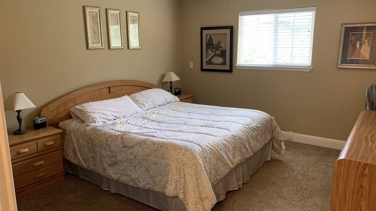 Hayward House | Old Fairview Cottage - Gated Comfort At It’s Best