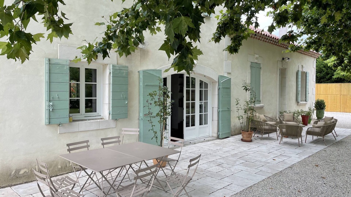 Saint-Andiol Other | Old farmhouse with swimming pool