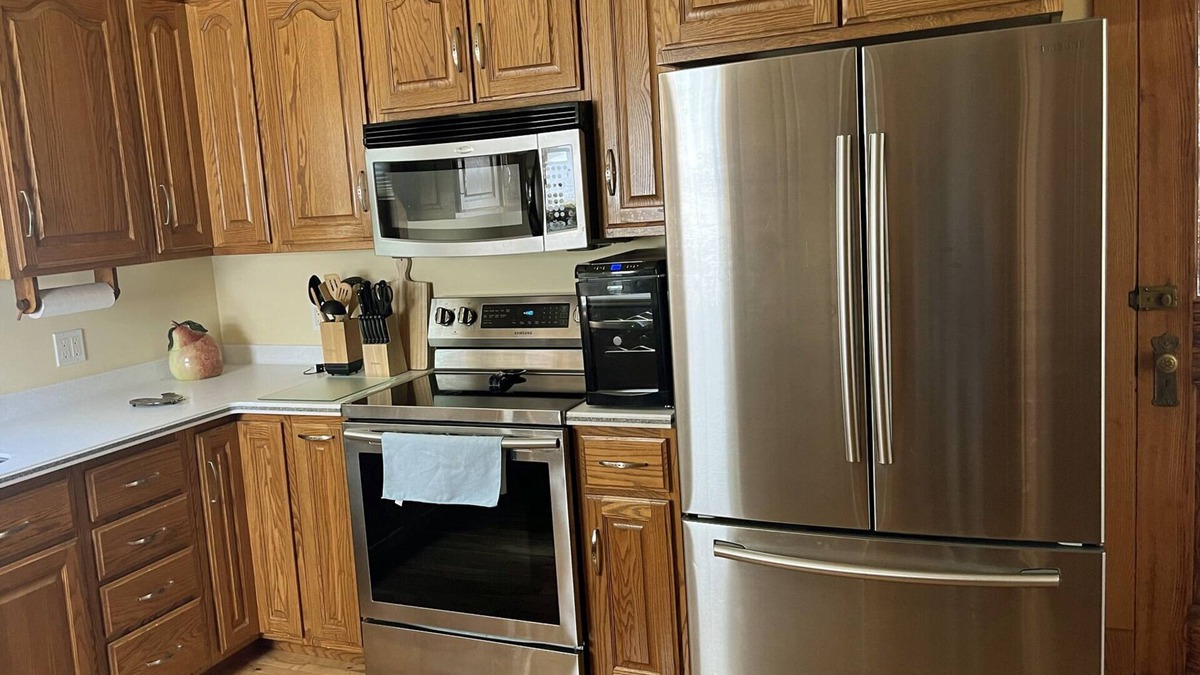 Lime Ridge House | Old Fashioned Elegance; Quiet Country Village Living!
