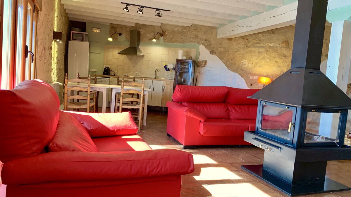 Zafra de Zancara Cottage | Old House of Pedro Chicote (The Place of the Rock) for 4/5 people