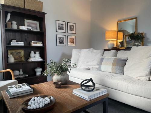 Maffra House | Old Maffra Cottage