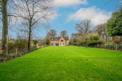 Burford House | Old Manse