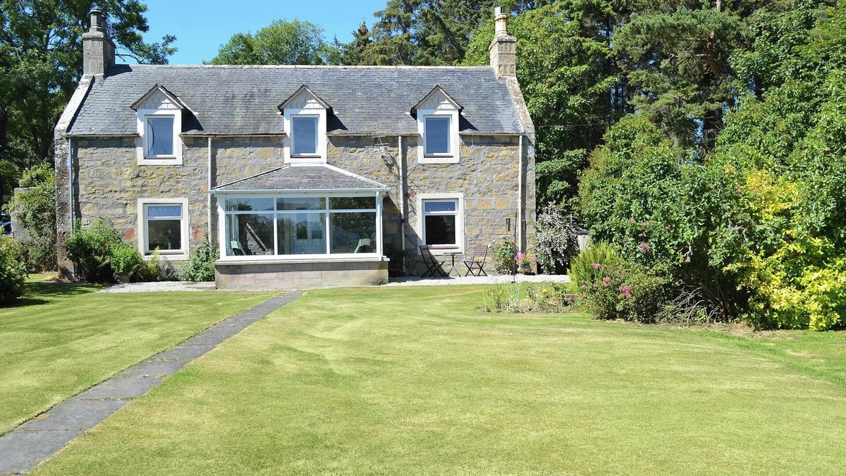 Tain Cottage | Old Midoxgate Farmhouse