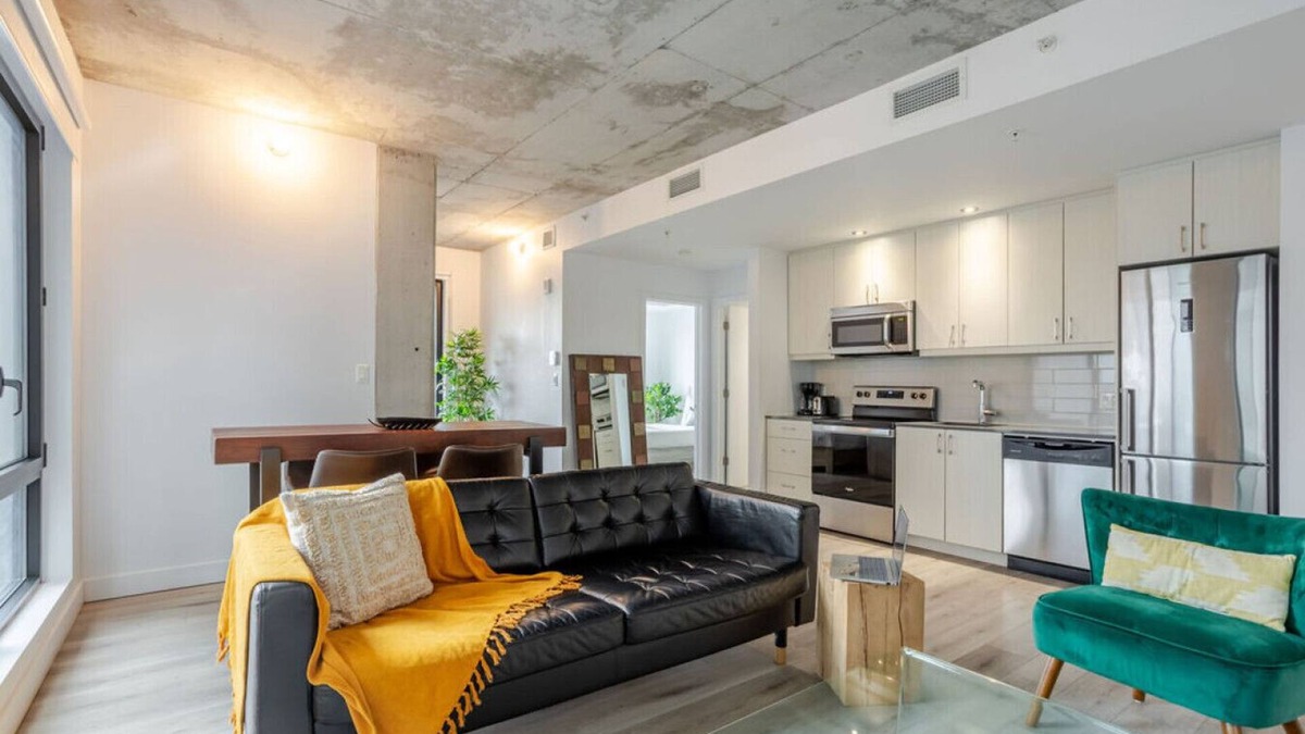 Cite Multimedia Apartment | Old Port Gem |1 Bedroom + Mezzanine