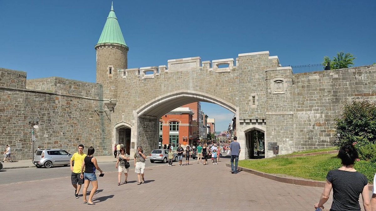 Vieux-Quebec-Cap-Blanc-colline Parlementaire Apartment | OLD QUEBEC/Le Vieux Québec