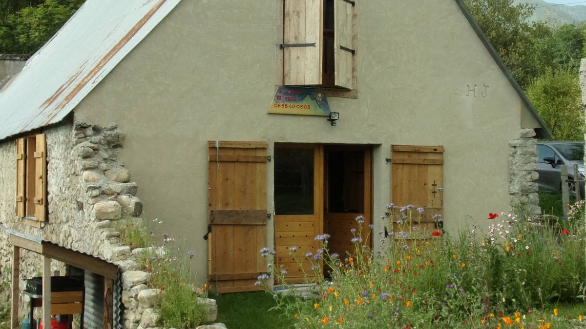 Campan House | Old renovated barn "Chez Henry Cachaou"