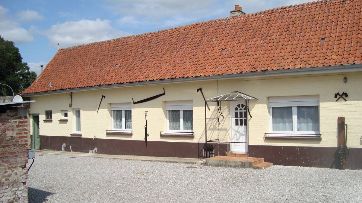 Ternois House | Old renovated farmhouse