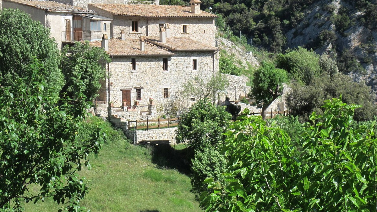 Ferentillo House | Old rural house with garden & SPA in the village of Valnerina
