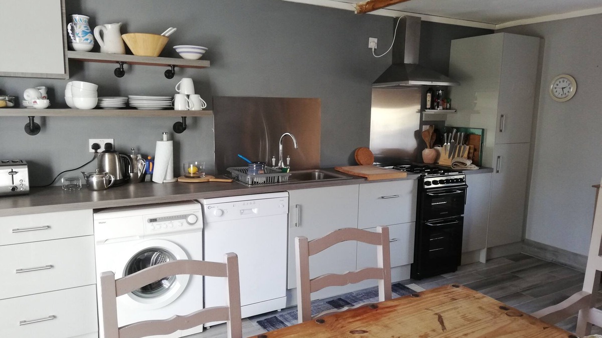 Killotteran House | Old stone cottage situated between waterford Cork Dublin n25