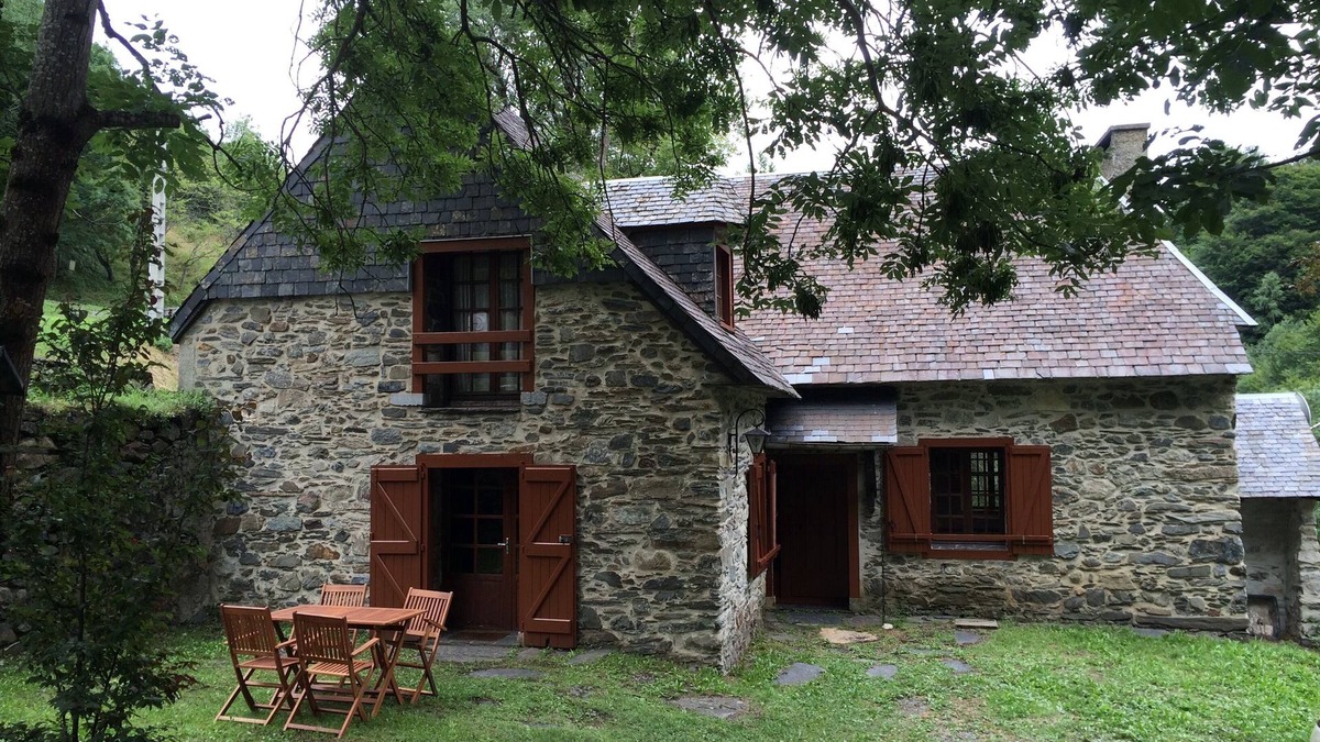 Aragnouet House | Old stone house, sleeps 10, 10 min from St Lary and Piau Engaly