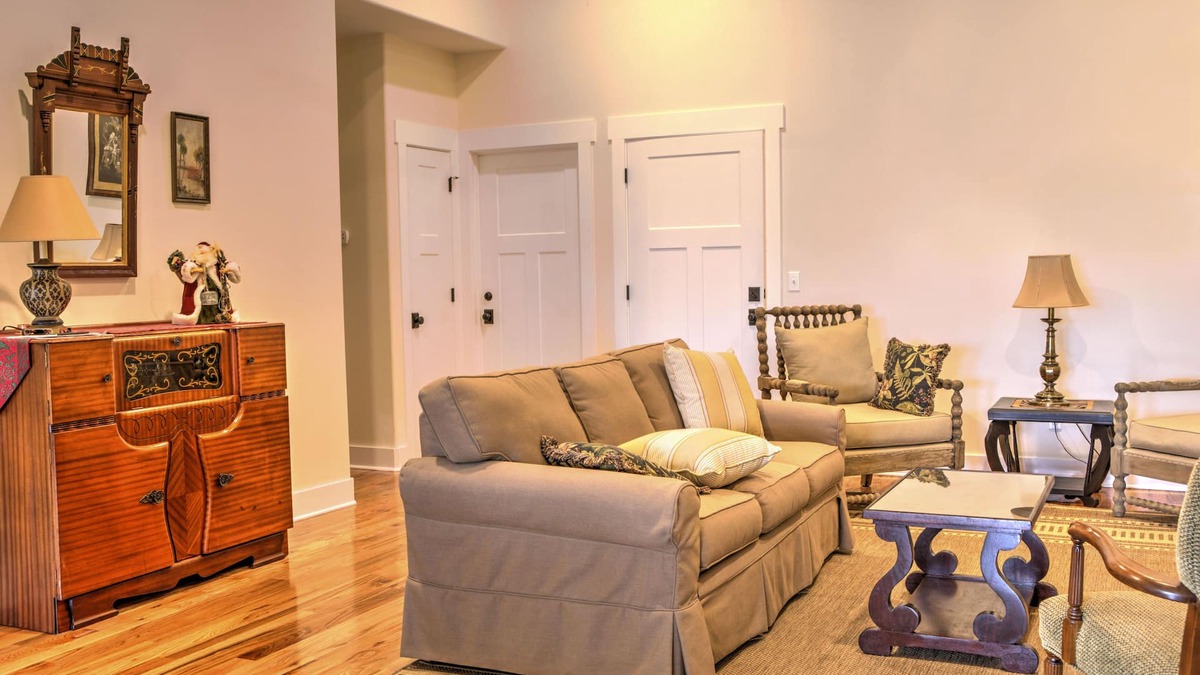 Historic Downtown Apalachicola House | Old Style Apalachicola Charm in the Heart of the Historic District