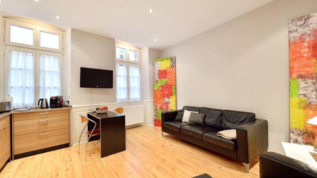 Heidelberg City Centre Apartment | Old Town Apartment "Mezzanine Floor"