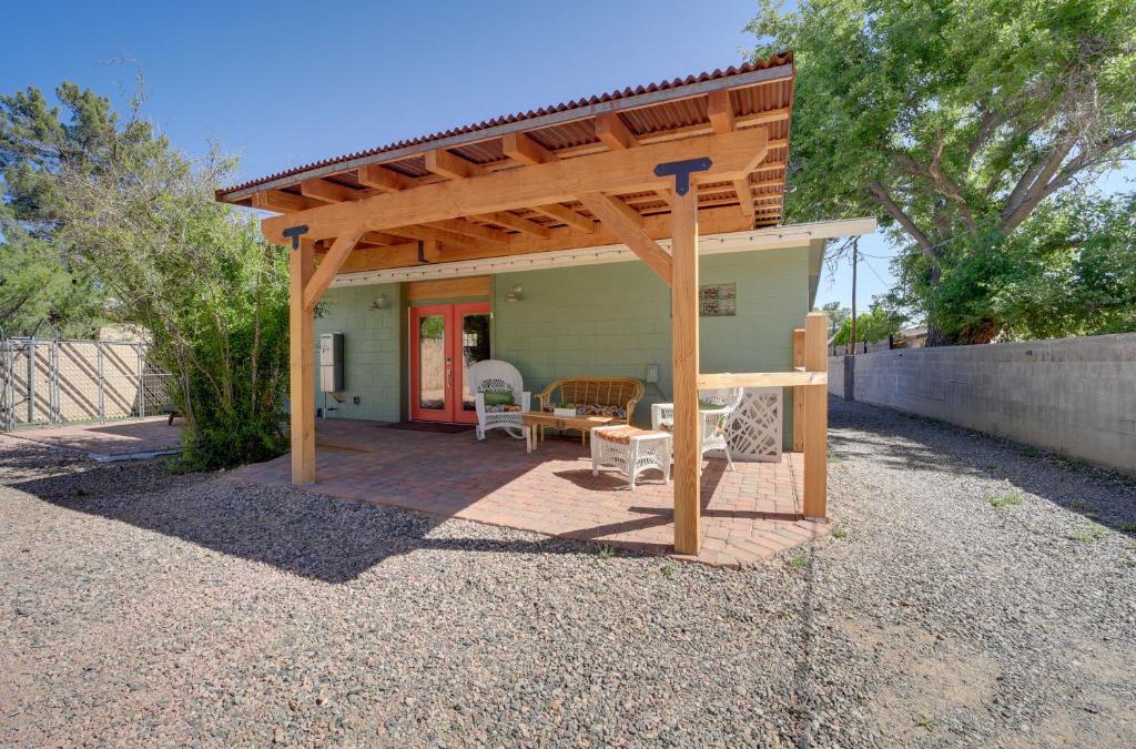 Cottonwood House | Old Town Cottonwood Cottage with Yard, Pets Welcome