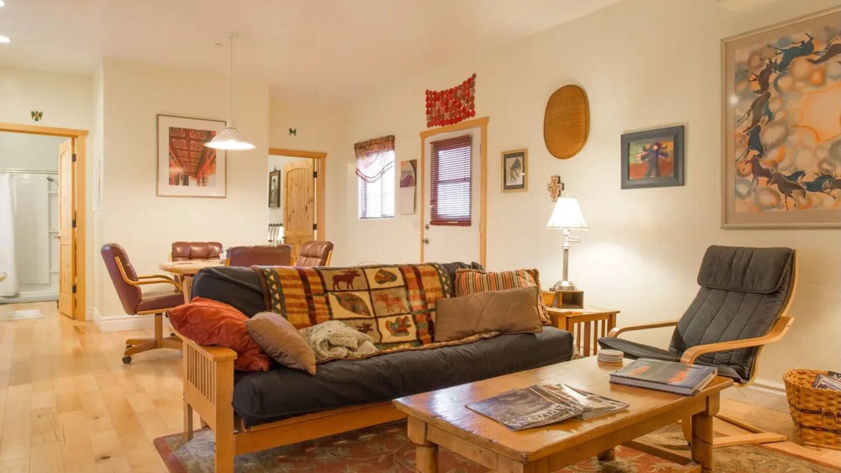 Cottonwood Cottage | Old Town Cottonwood Garden Oasis
