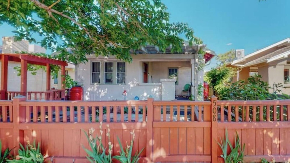 Downtown Albuquerque House | Old Town Gem