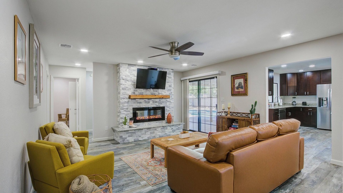Scottsdale Highlands House | OLD TOWN- POOL- GAMES- PERFECT LOCATION