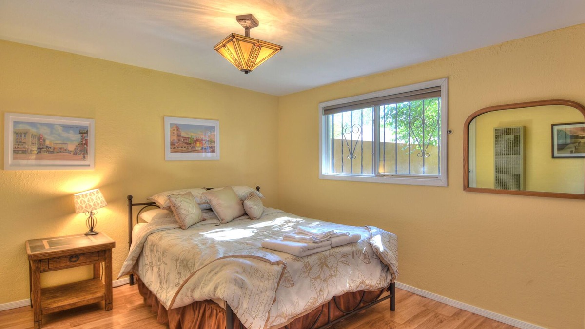 Downtown Albuquerque House | Old Town with private garden: quiet, spacious, CLEAN!
