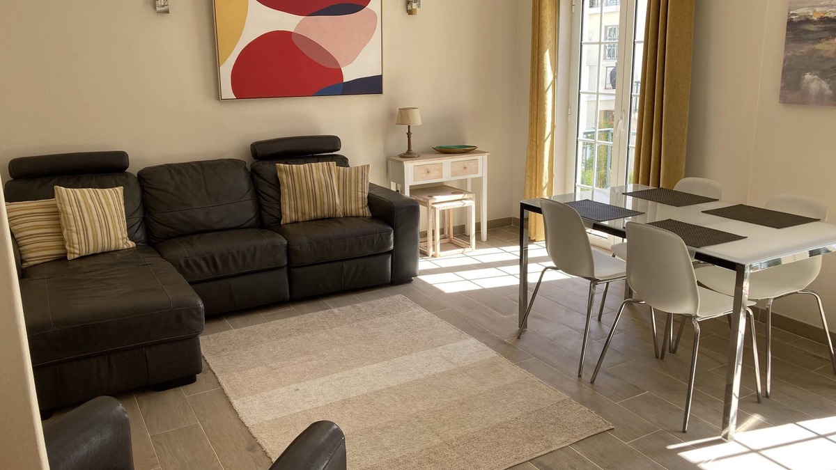 Vilamoura Apartment | Old Village 2 Bed apartment on two floors plus roof terrace. Vilamoura Algarve