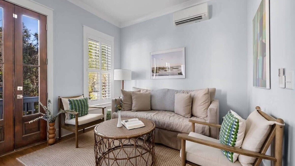 Old Village Historical District House | Old Village Charmer | 2BR Retreat Mt. Pleasant
