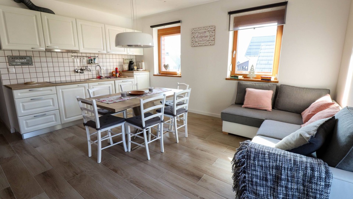 Bohinjska Bistrica Apartment | Old Village House - Holiday Nest