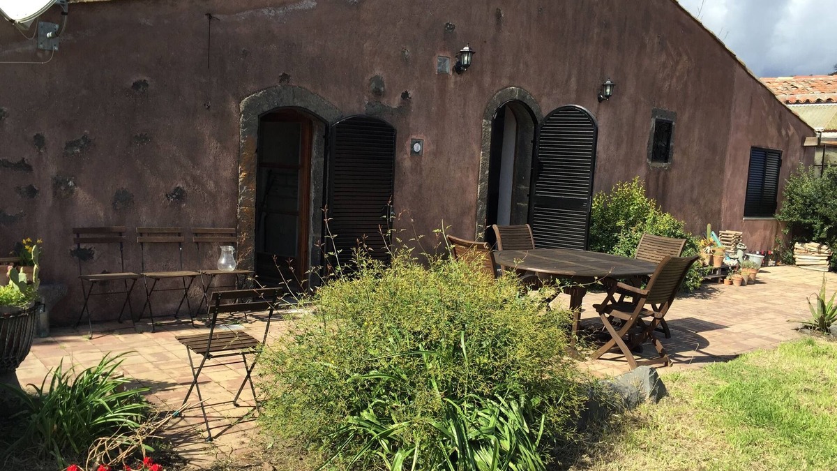 Piedimonte Etneo House | Old Winery Stone House Reconstructed using organic materials between Etna and Taormina (with a huge garden with fruit trees, little vineyard and fresh air)House with garden