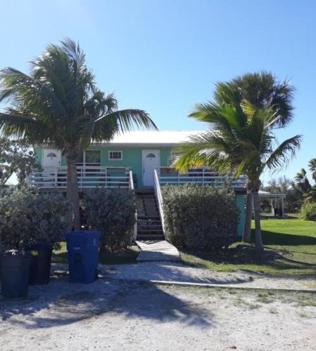 Punta Brisa Cabin | Old Wooden Bridge Resort & Marina