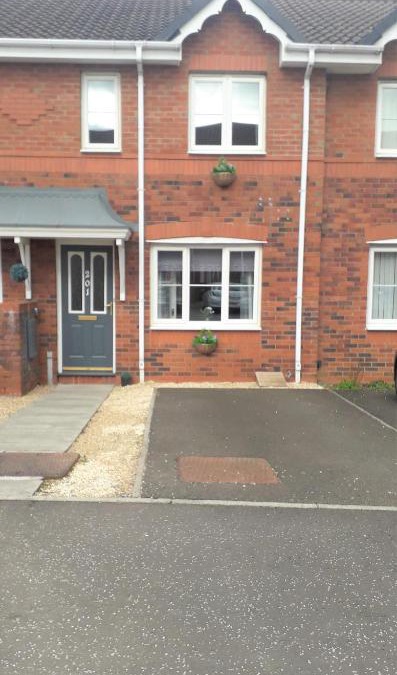 Livingston House | Oldwood Place Townhouse