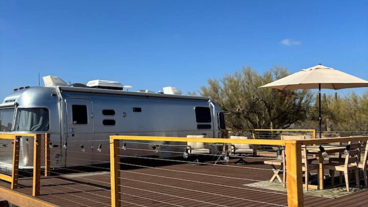 Rio Verde Foothills House | Olesen Mountain Desert Airstream