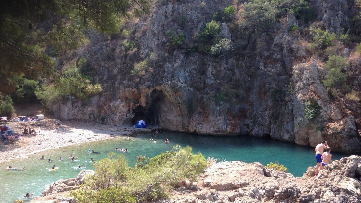 Olympos Hostel | Olimpos antik kenti Karakalem Bungalow Evleri