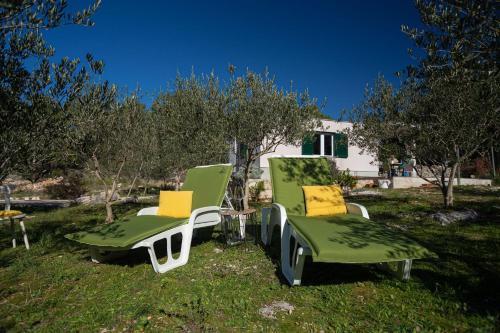 Cove Osibova (Milna) House | Olive Eden Holiday Home